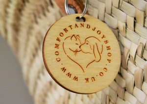 Comfort and Joy wooden tag
